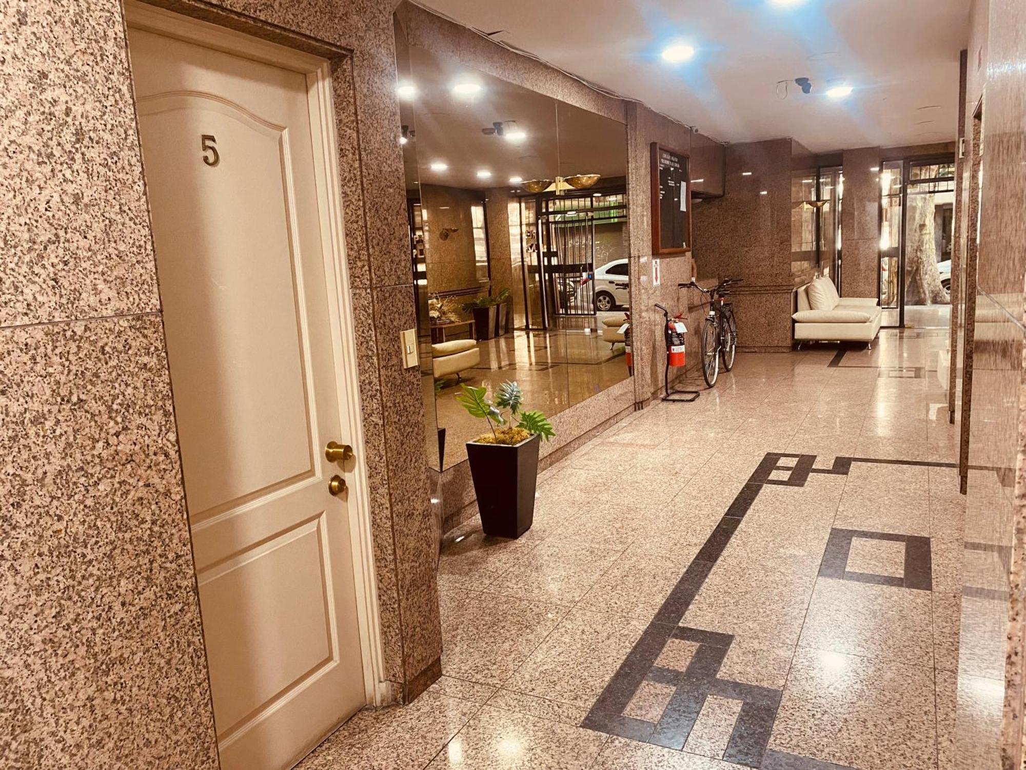 Gramar Apartment Mendoza Exterior photo